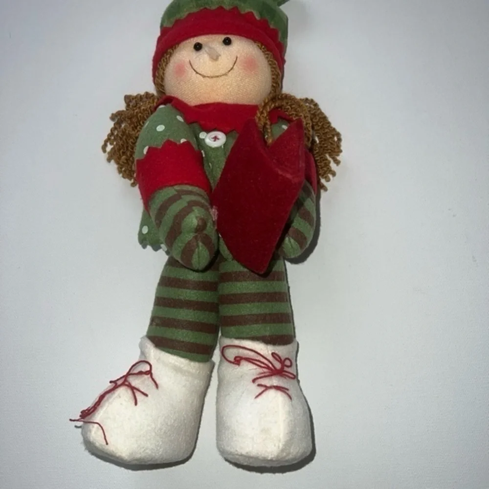 Avon Christmas‎ Caroler Little Girl On Metal Doll Plush 🔥🔥 (G)
